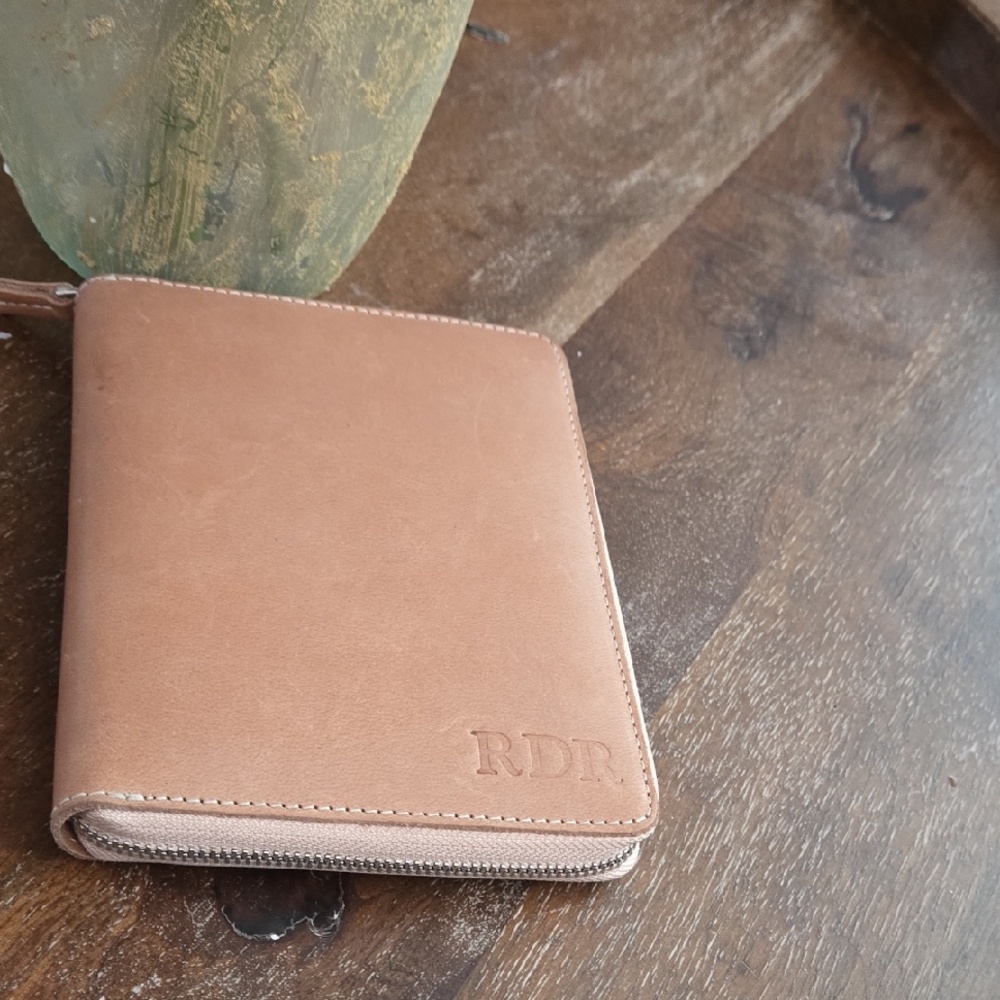 Embroidered Initial Zip Pen Holder in Light Tan - RDR
